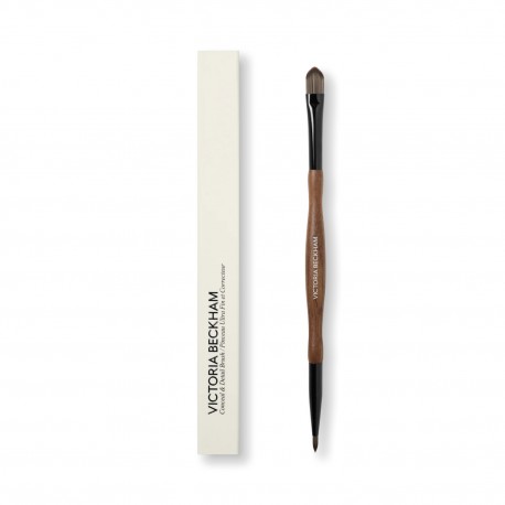 Victoria Beckham 11. Conceal & Detail Brush