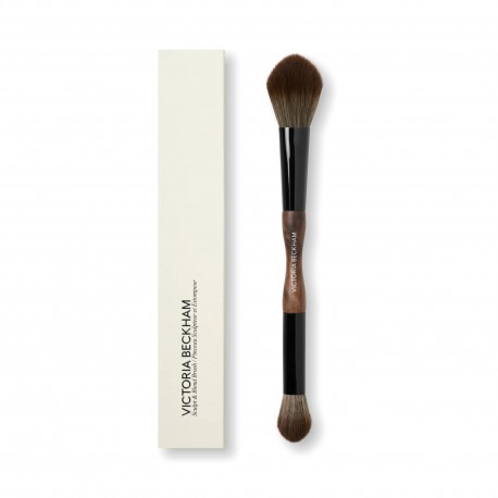 Victoria Beckham 13. Sculpt & Blend Brush